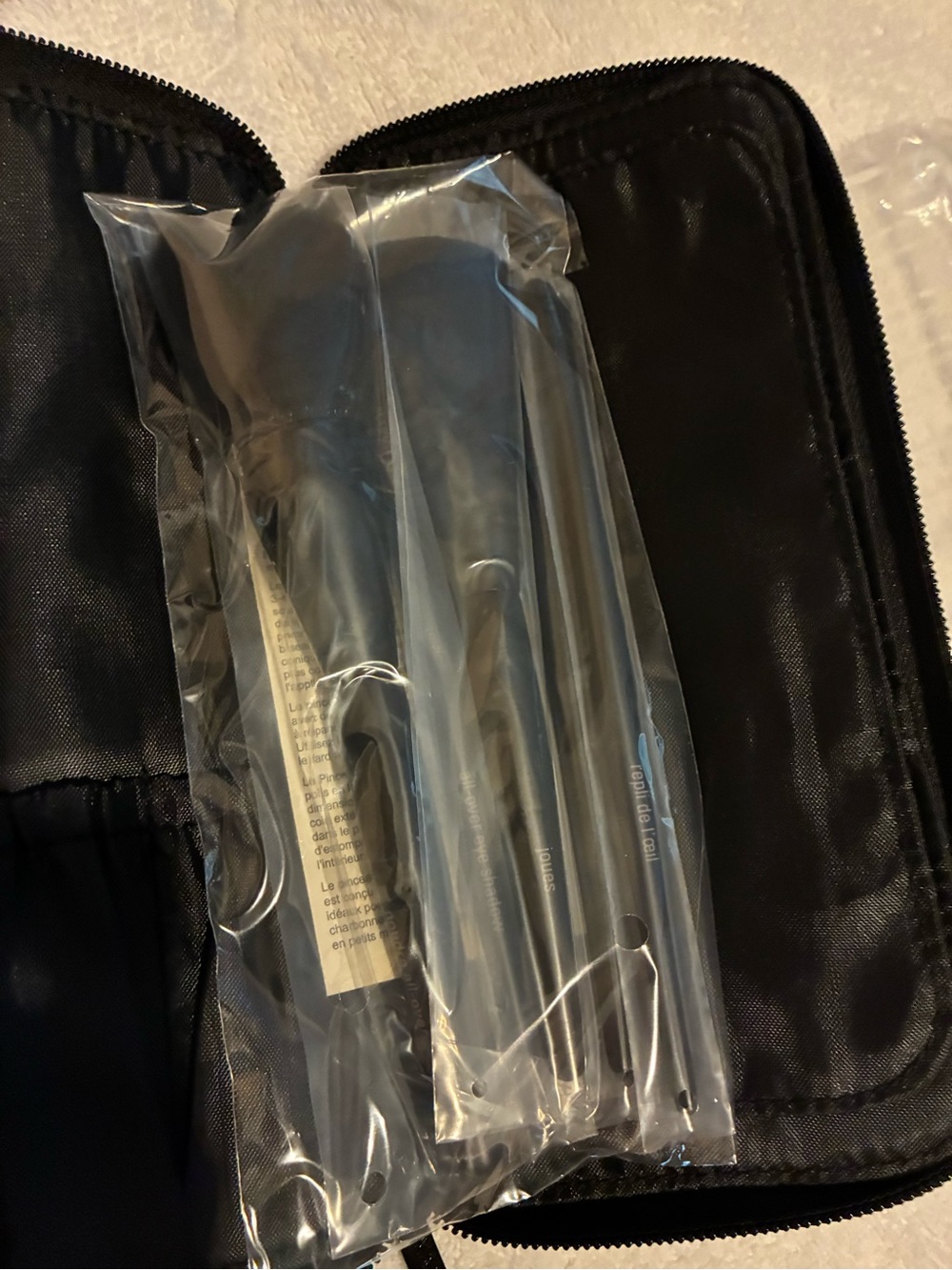 Mary Kay NIP Brush Set, Vintage, Black - Picture 3 of 4